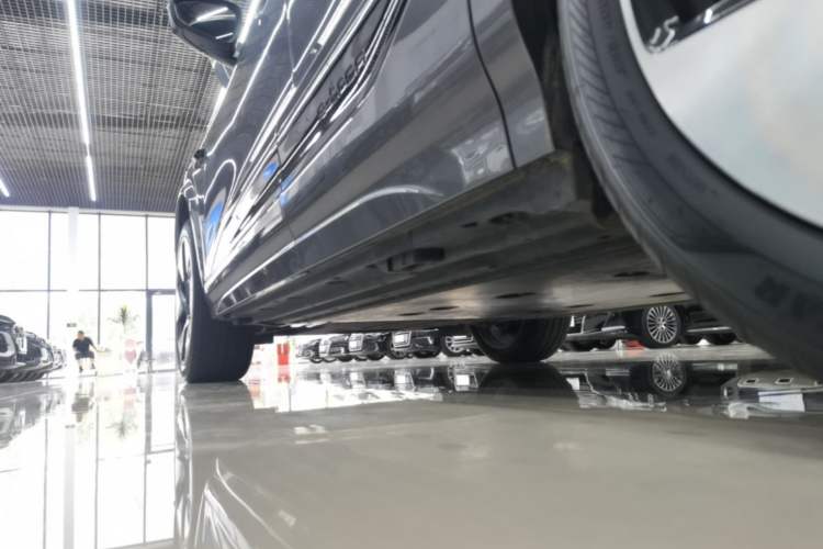 Used Audi Q6L e-tron 2026 First Launch Navigation Edition Left Side Sill