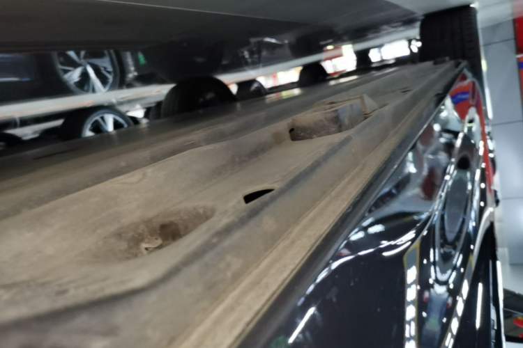 Used Audi Q6L e-tron 2026 First Launch Navigation Edition Left Side Sill