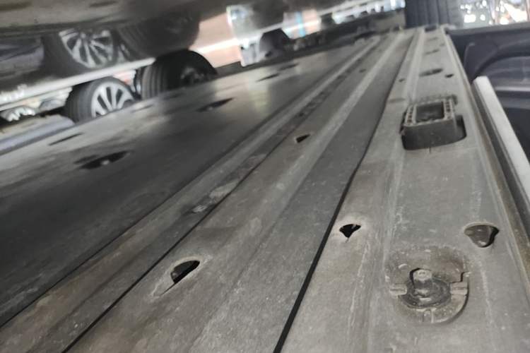 Used Audi Q6L e-tron 2026 First Launch Navigation Edition Left Side Sill