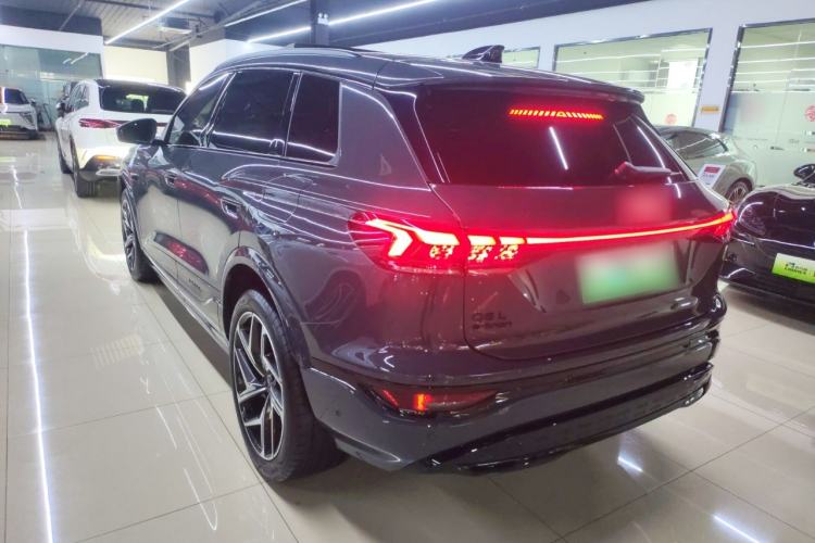 Used Audi Q6L e-tron 2026 First Launch Navigation Edition Rear Left 45 Deg