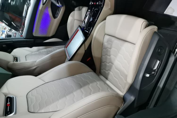 Used Audi Q6L e-tron 2026 First Launch Navigation Edition Right Front Seat