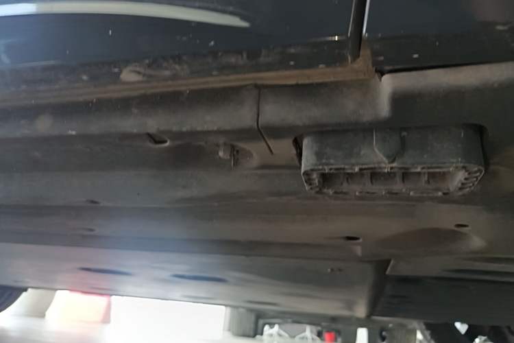 Used Audi Q6L e-tron 2026 First Launch Navigation Edition Right Side Sill