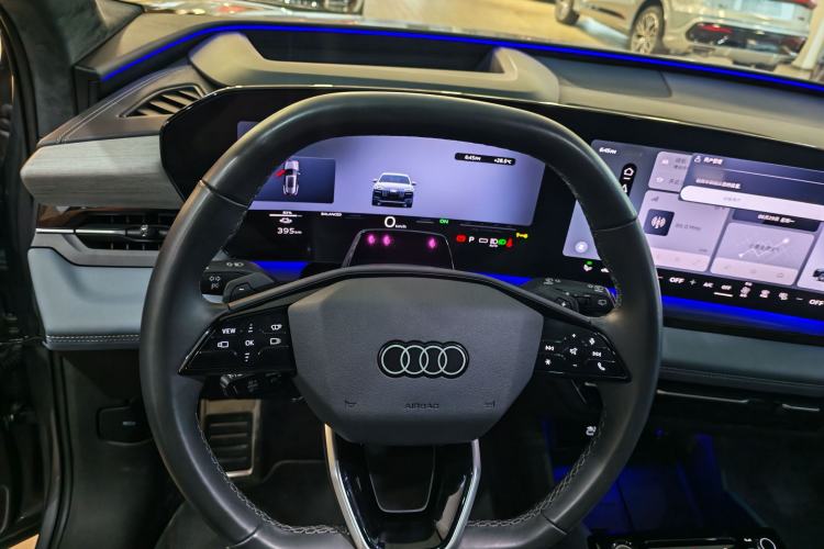 Used Audi Q6L e-tron 2026 First Launch Navigation Edition Steering Wheel