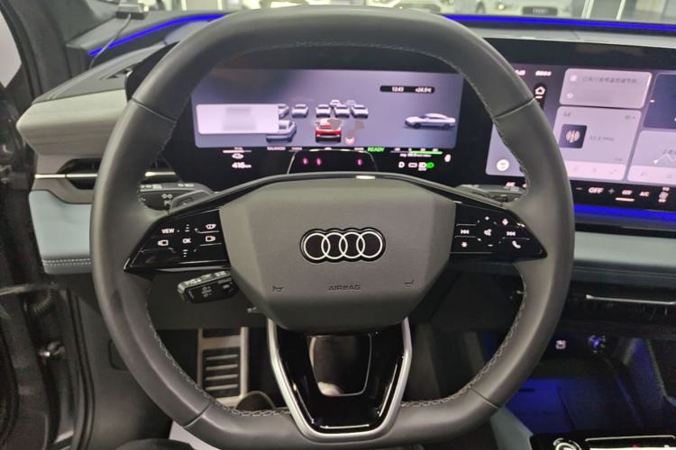 Used Audi Q6L e-tron 2026 First Launch Navigation Edition Steering Wheel