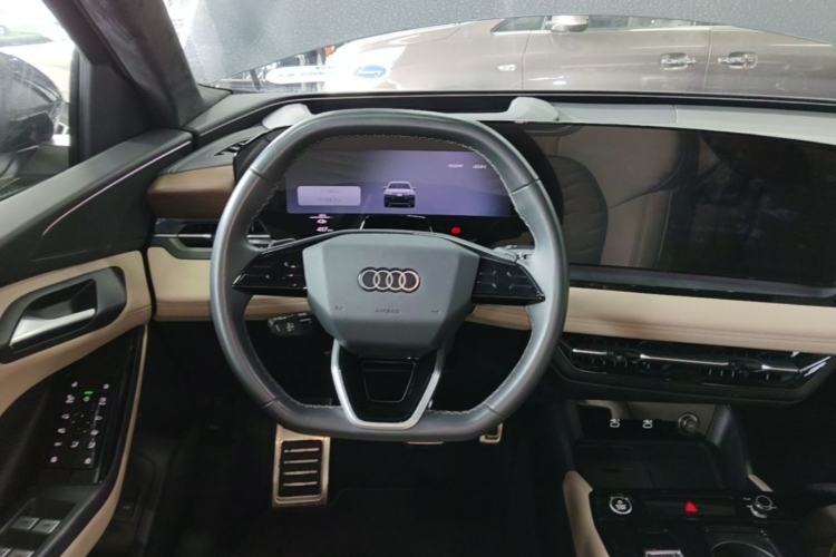Used Audi Q6L e-tron 2026 First Launch Navigation Edition Steering Wheel