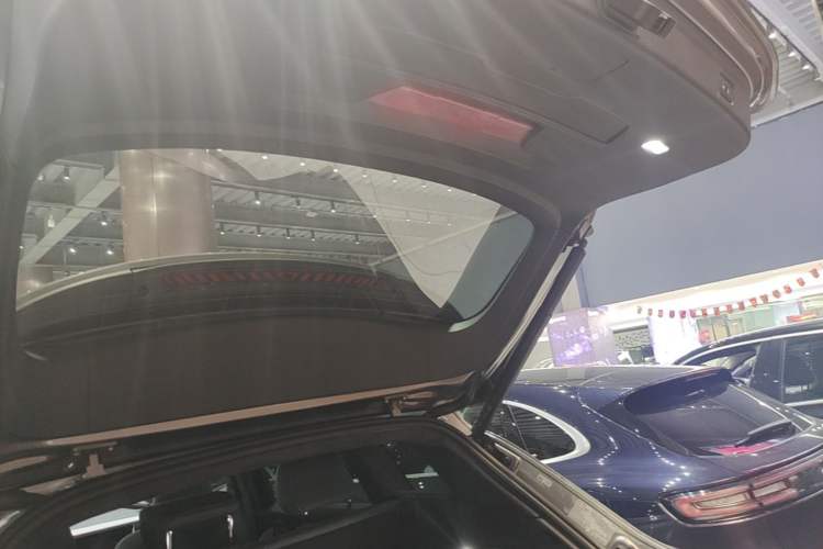 Used Audi Q6L e-tron 2026 First Launch Navigation Edition Trunk