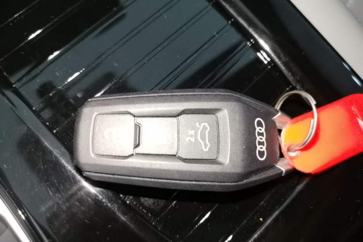 Used Audi Q6L e-tron 2026 First Launch Navigation Edition Vehicle Key