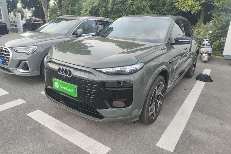 Used Audi Q6L e-tron 2026 First Launch Navigation Edition Guazi used car, China used car export, Used car for sale, Used  cars, Cheapest cars for sale