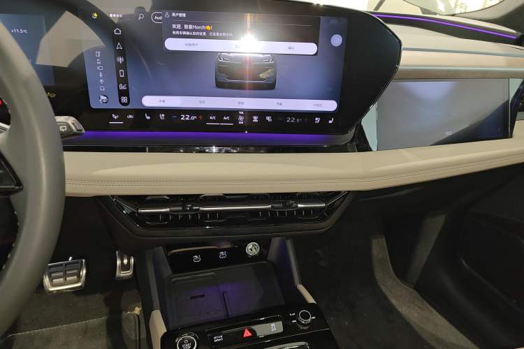 Used Audi Q6L e-tron 2026 First Launch Navigation Edition Audio And AC Panel