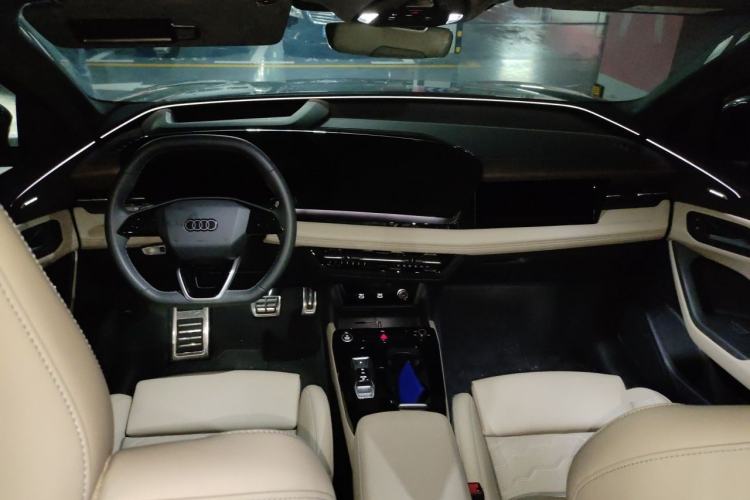 Used Audi Q6L e-tron 2026 First Launch Navigation Edition Center Console
