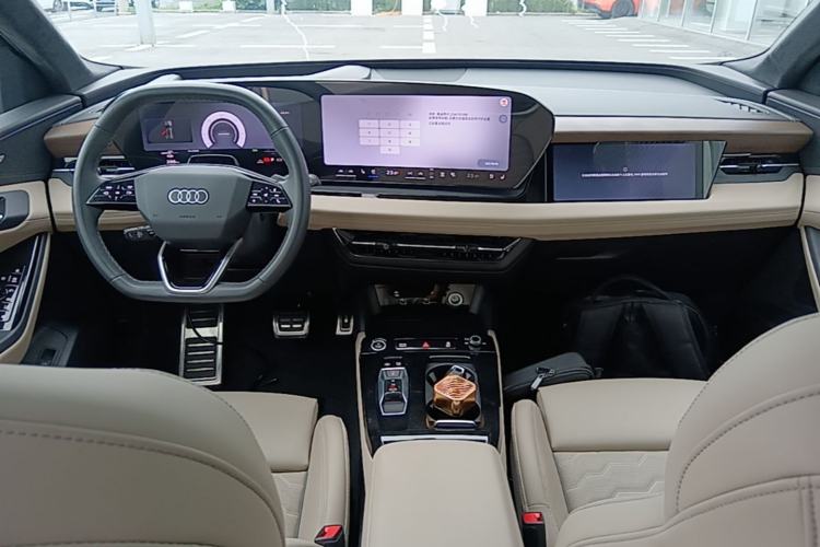 Used Audi Q6L e-tron 2026 First Launch Navigation Edition Center Console