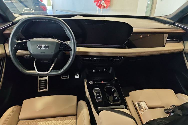 Used Audi Q6L e-tron 2026 First Launch Navigation Edition Center Console