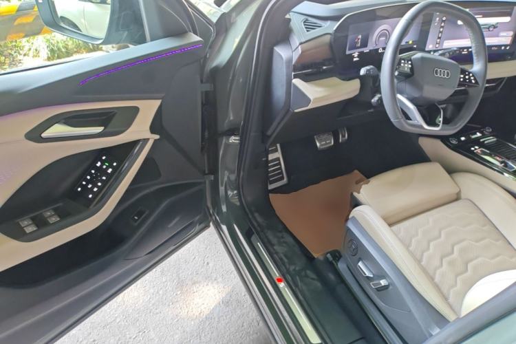 Used Audi Q6L e-tron 2026 First Launch Navigation Edition Driver Seat
