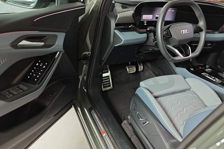 Used Audi Q6L e-tron 2026 First Launch Navigation Edition Driver Seat