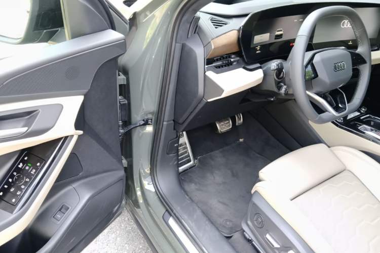Used Audi Q6L e-tron 2026 First Launch Navigation Edition Driver Seat