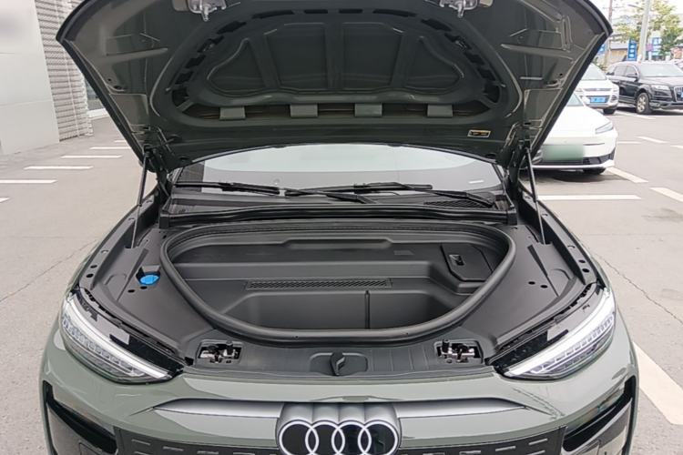 Used Audi Q6L e-tron 2026 First Launch Navigation Edition Engine Bay