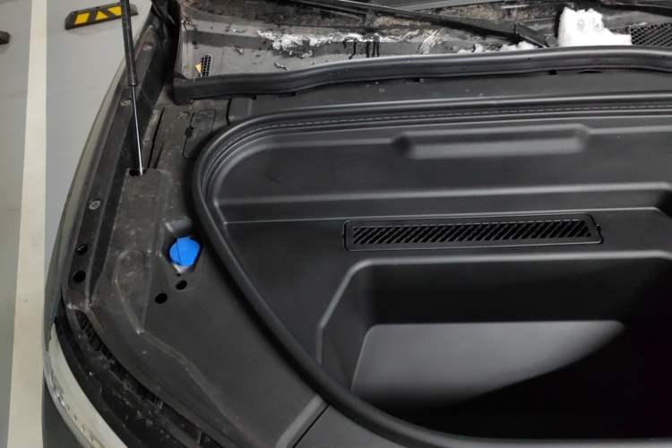 Used Audi Q6L e-tron 2026 First Launch Navigation Edition Engine Bay Right