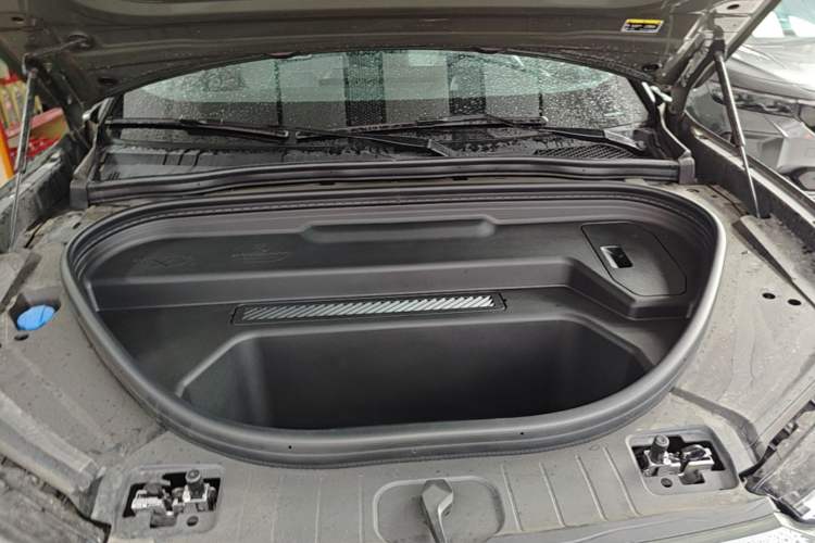Used Audi Q6L e-tron 2026 First Launch Navigation Edition Engine Bay