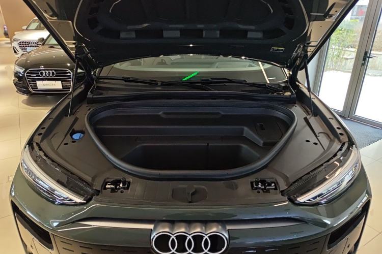 Used Audi Q6L e-tron 2026 First Launch Navigation Edition Engine Bay