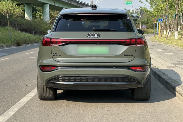 Used Audi Q6L e-tron 2026 First Launch Navigation Edition Exterior 1