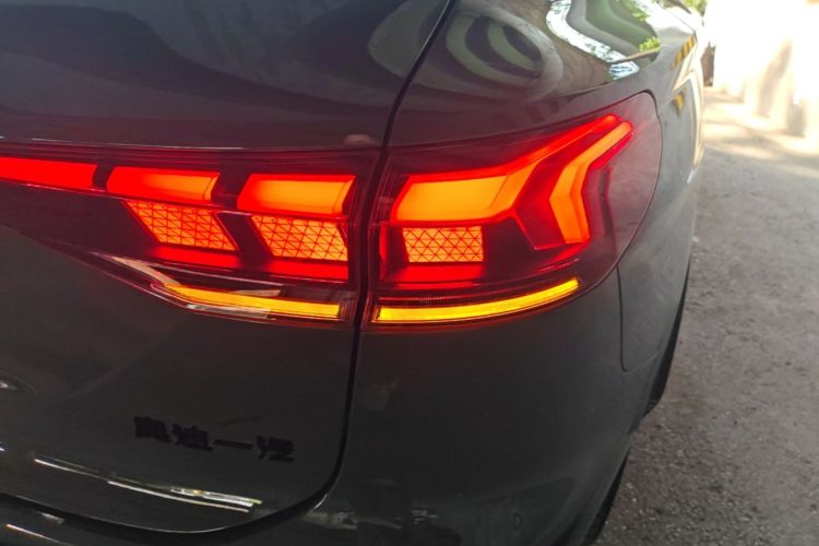 Used Audi Q6L e-tron 2026 First Launch Navigation Edition Exterior 3
