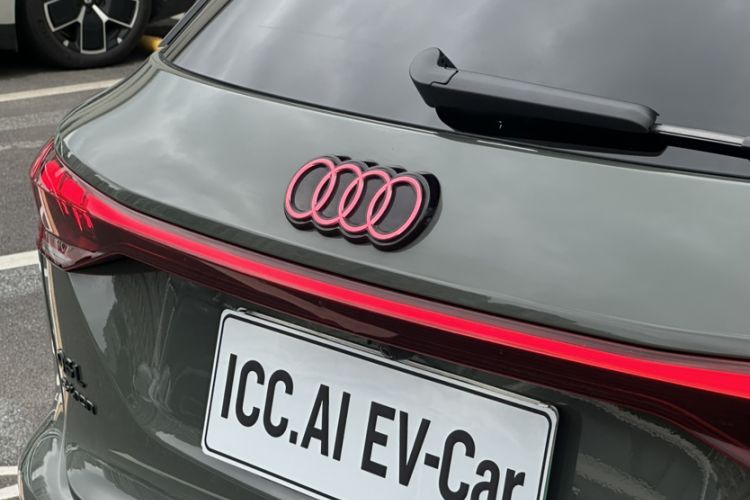 Used Audi Q6L e-tron 2026 First Launch Navigation Edition Exterior 8