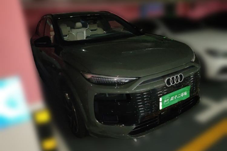 Used Audi Q6L e-tron 2026 First Launch Navigation Edition Front Right 45 Deg