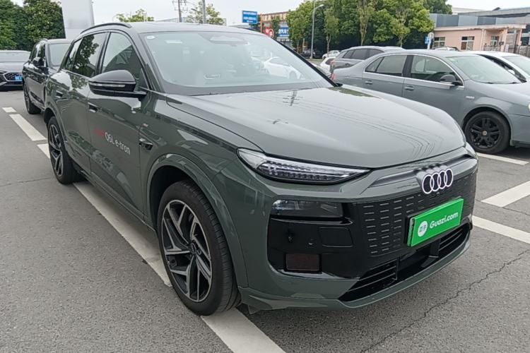 Used Audi Q6L e-tron 2026 First Launch Navigation Edition Front Right 45 Deg