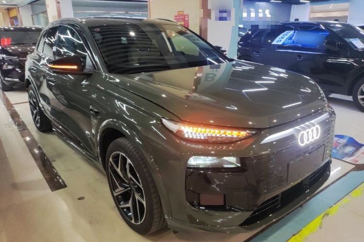 Used Audi Q6L e-tron 2026 First Launch Navigation Edition Front Right 45 Deg