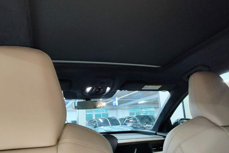 Used Audi Q6L e-tron 2026 First Launch Navigation Edition Headliner