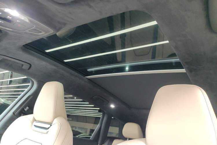 Used Audi Q6L e-tron 2026 First Launch Navigation Edition Headliner