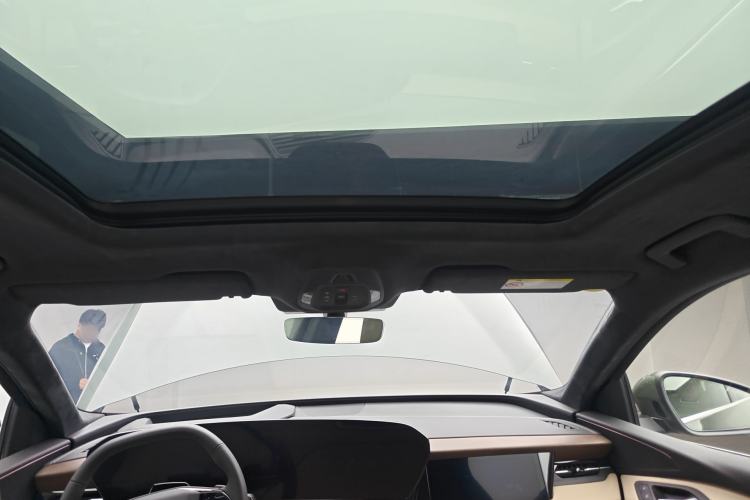 Used Audi Q6L e-tron 2026 Ultra-Long Range Edition Headliner