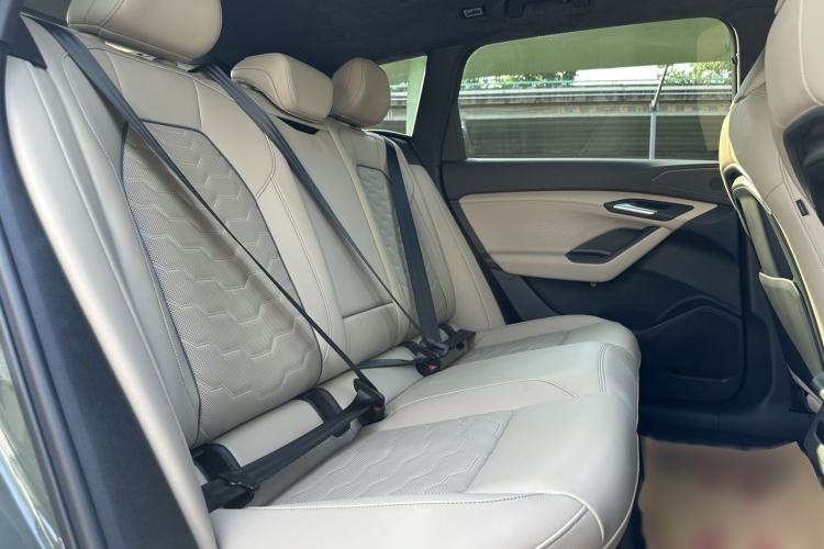 Used Audi Q6L e-tron 2026 First Launch Navigation Edition Interior 8
