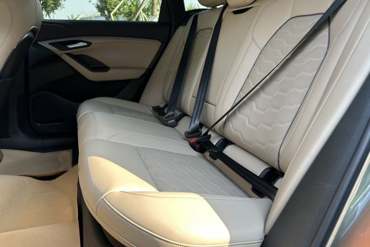 Used Audi Q6L e-tron 2026 First Launch Navigation Edition Interior 9