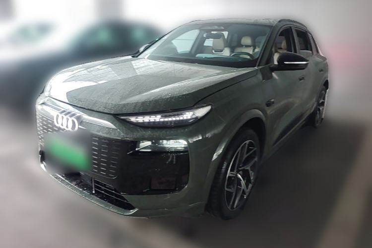 Audi Q6L e-tron 2026 First Launch Navigation Edition d’occasion Guazi used car, China used car export, Used car for sale, Used cars, Cheapest cars for sale