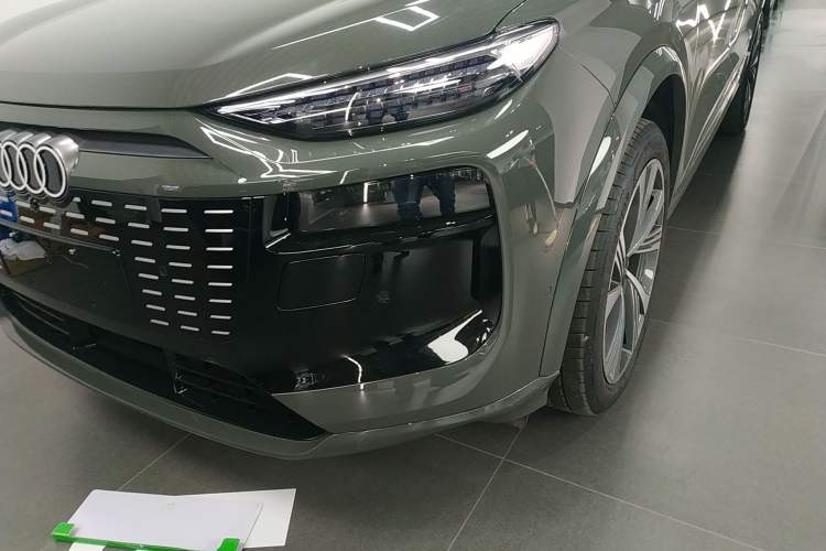 Used Audi Q6L e-tron 2026 Ultra-Long Range Edition Left Front Headlight