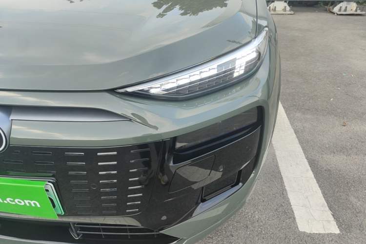 Used Audi Q6L e-tron 2026 First Launch Navigation Edition Left Front Headlight