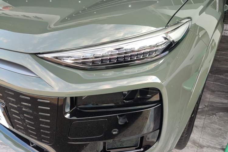Used Audi Q6L e-tron 2026 First Launch Navigation Edition Left Front Headlight