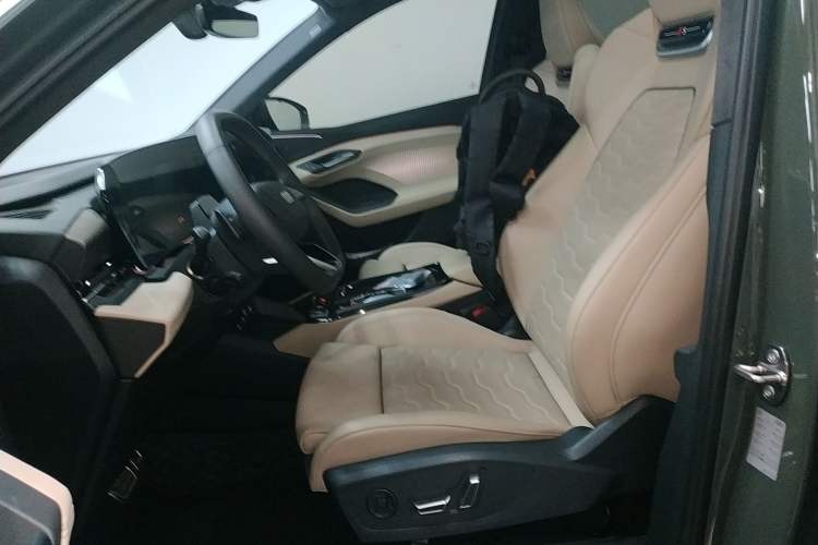 Used Audi Q6L e-tron 2026 Ultra-Long Range Edition Left Front Seat