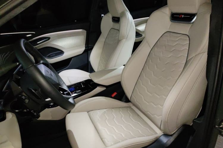 Used Audi Q6L e-tron 2026 First Launch Navigation Edition Left Front Seat