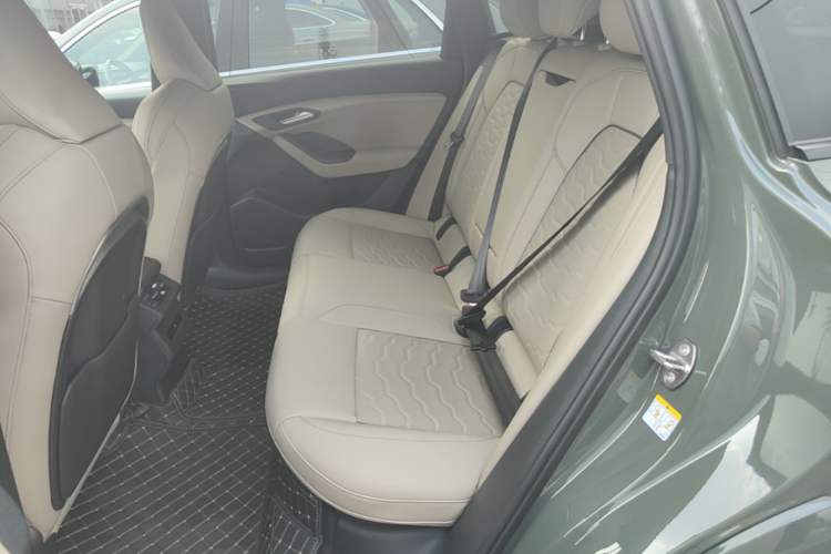 Used Audi Q6L e-tron 2026 First Launch Navigation Edition Left Rear Seat