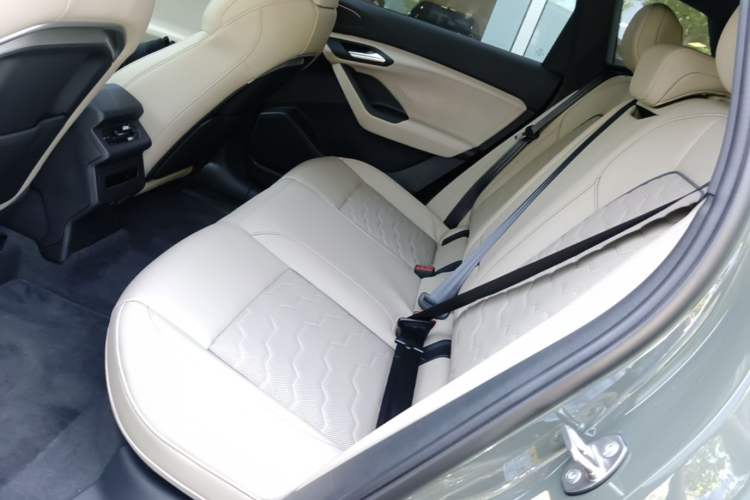 Used Audi Q6L e-tron 2026 First Launch Navigation Edition Left Rear Seat