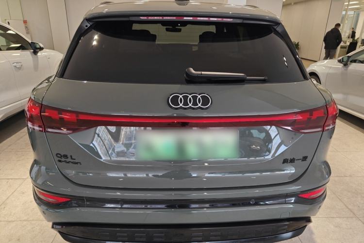 Used Audi Q6L e-tron 2026 First Launch Navigation Edition Rear