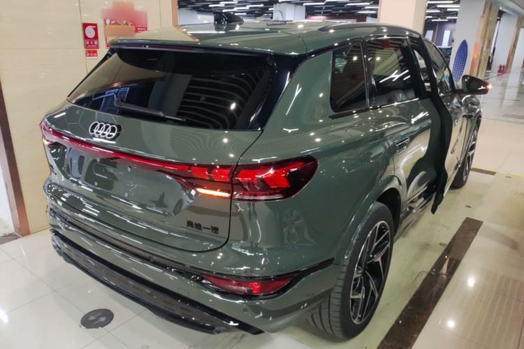 Used Audi Q6L e-tron 2026 First Launch Navigation Edition Rear Right 45 Deg