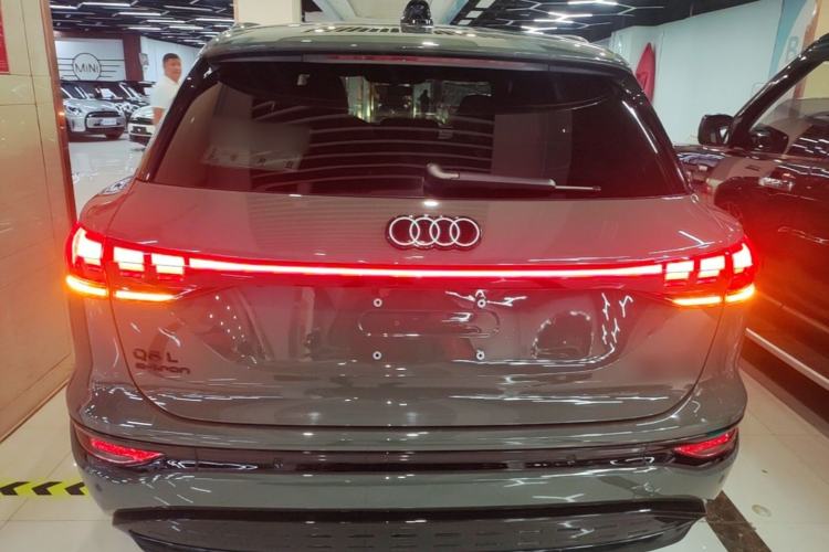 Used Audi Q6L e-tron 2026 First Launch Navigation Edition Rear