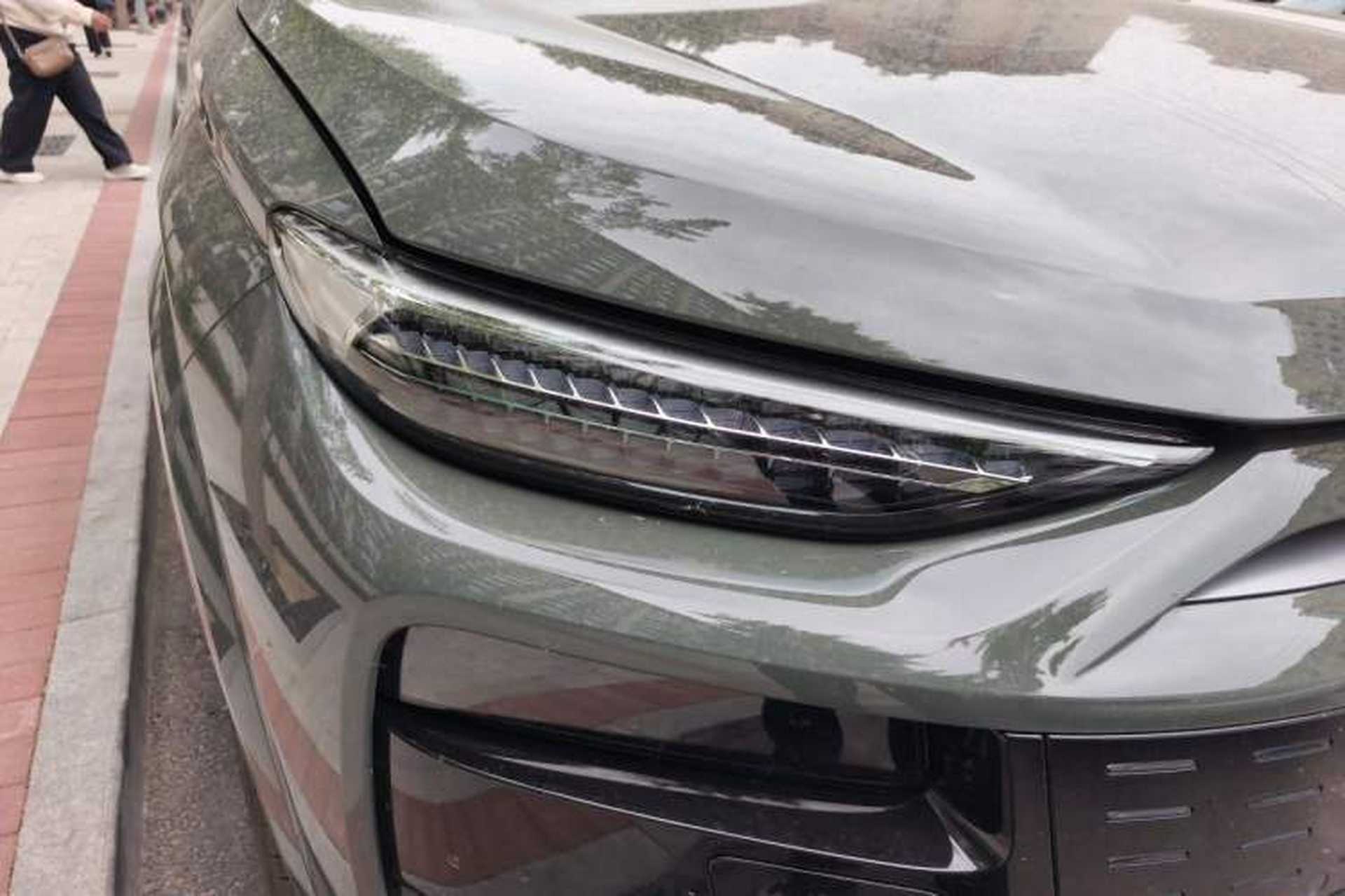 Used Audi Q6L e-tron 2026 First Launch Navigation Edition Right Front Headlight
