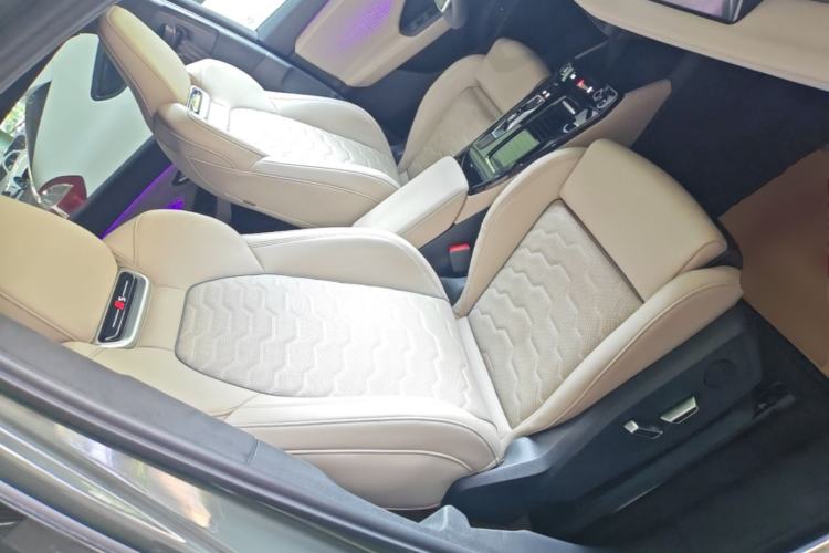 Used Audi Q6L e-tron 2026 First Launch Navigation Edition Right Front Seat