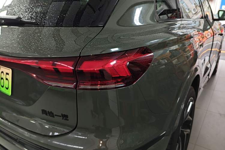 Used Audi Q6L e-tron 2026 First Launch Navigation Edition Right Rear Taillight