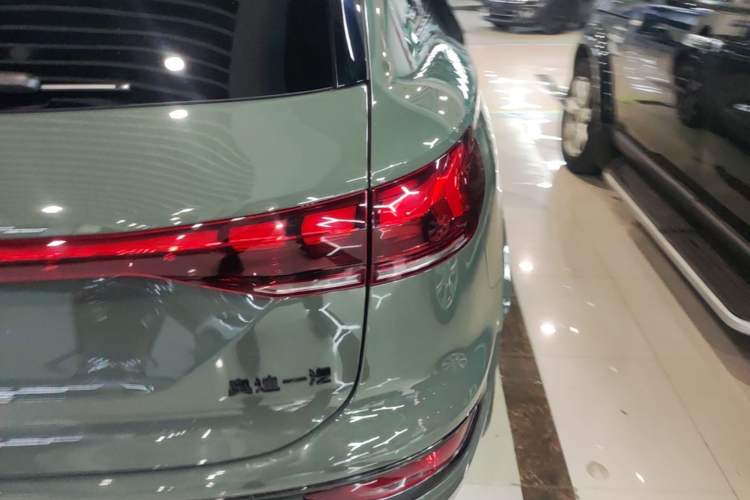 Used Audi Q6L e-tron 2026 First Launch Navigation Edition Right Rear Taillight