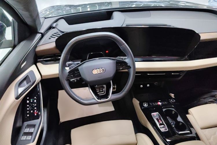 Used Audi Q6L e-tron 2026 First Launch Navigation Edition Steering Wheel